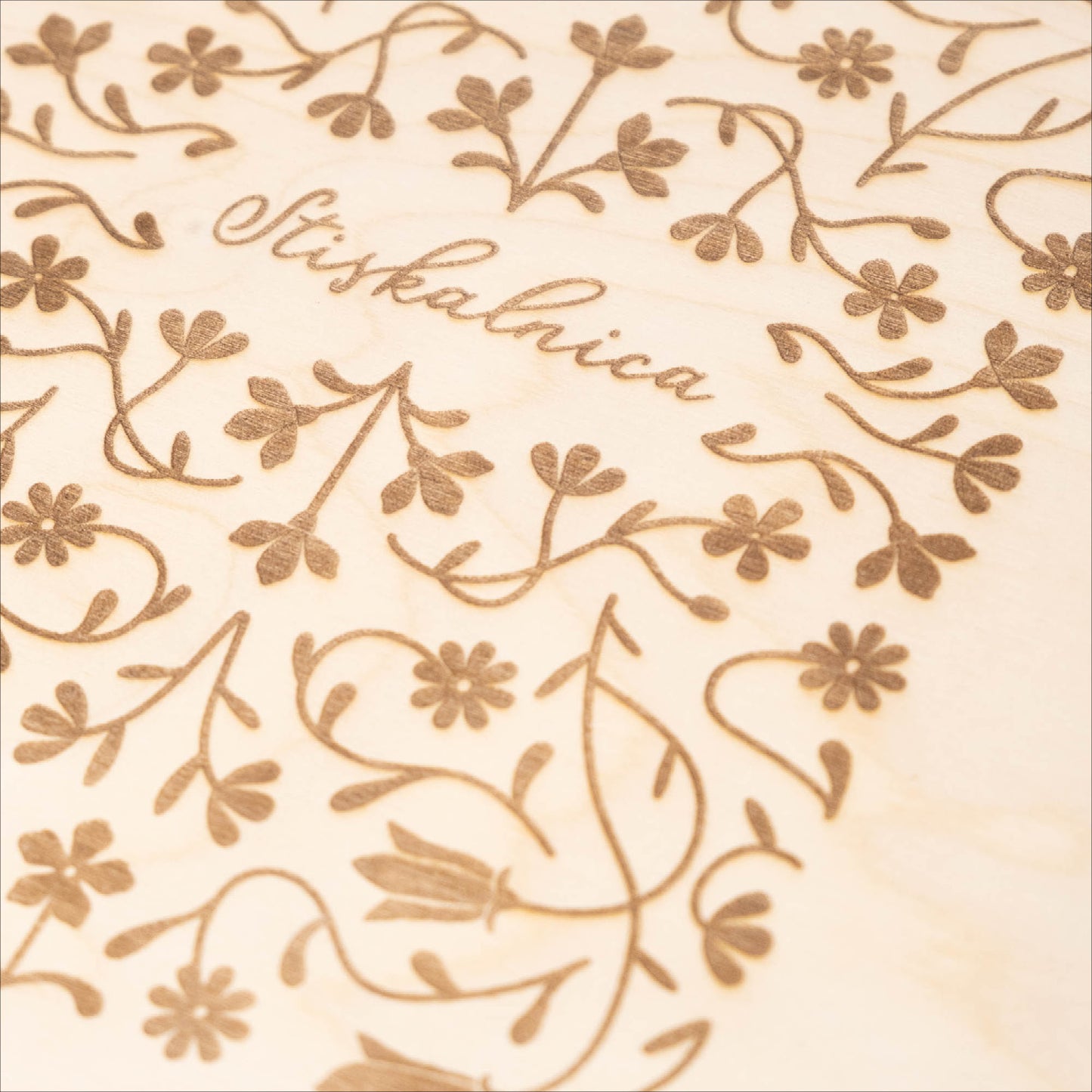 Lesena stiskalnica za rože