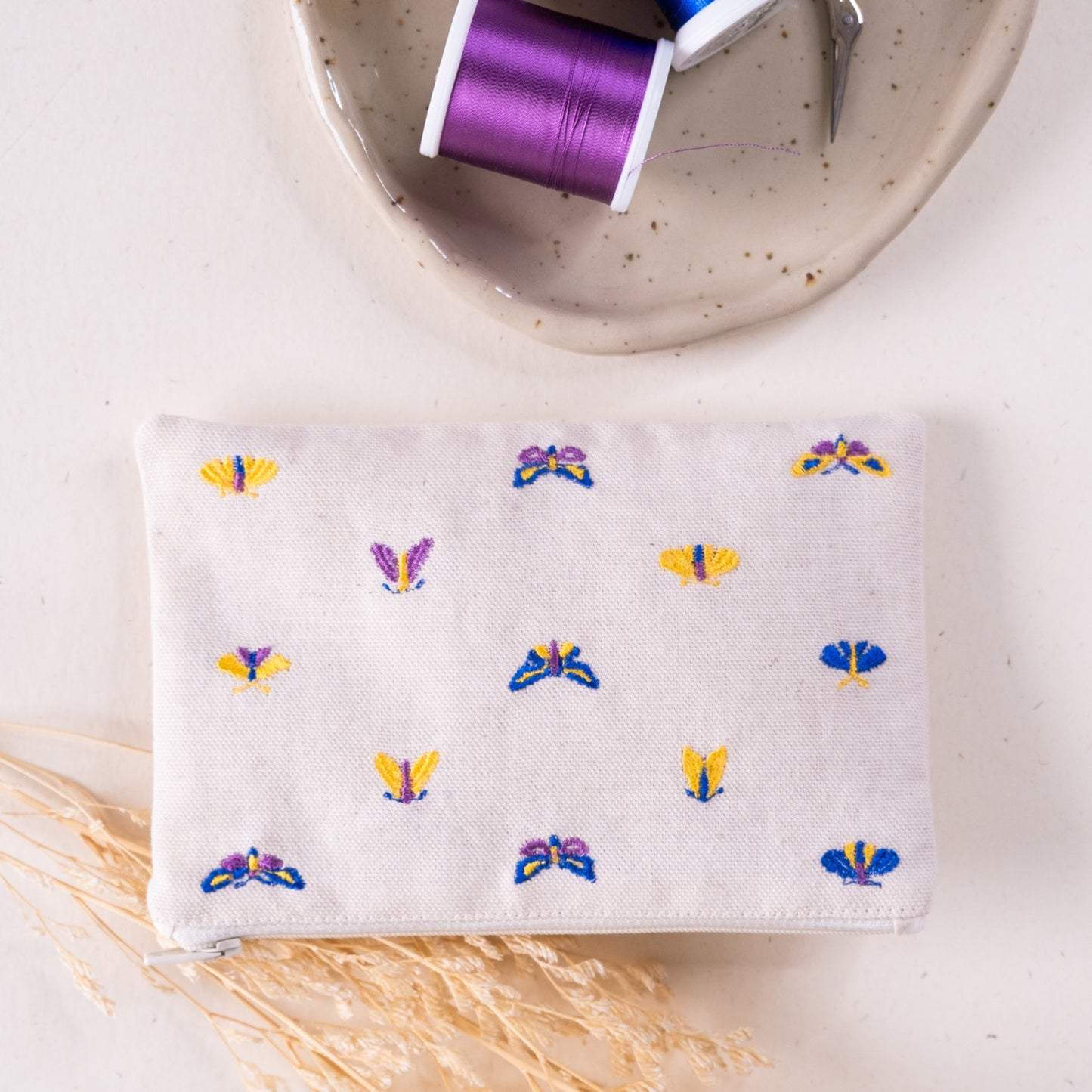 Torbica na zadrgo - Vešče