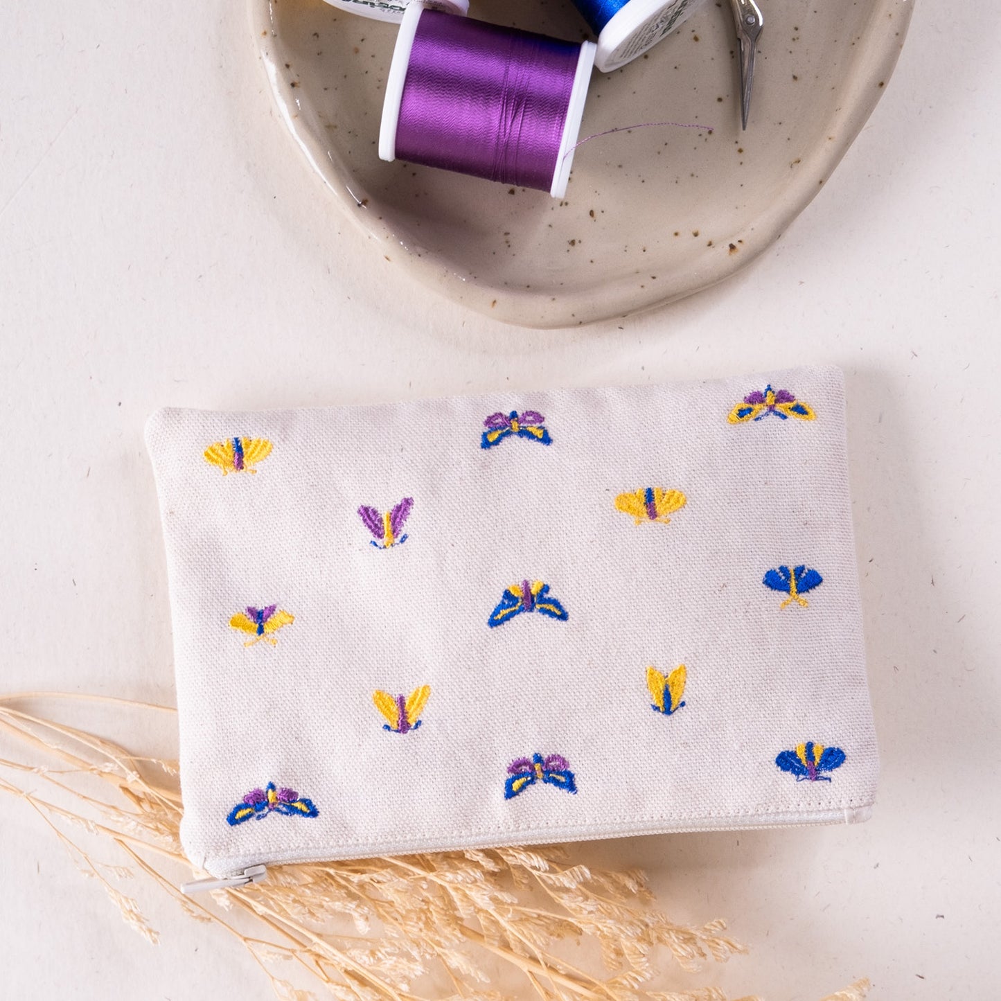 Torbica na zadrgo - Vešče