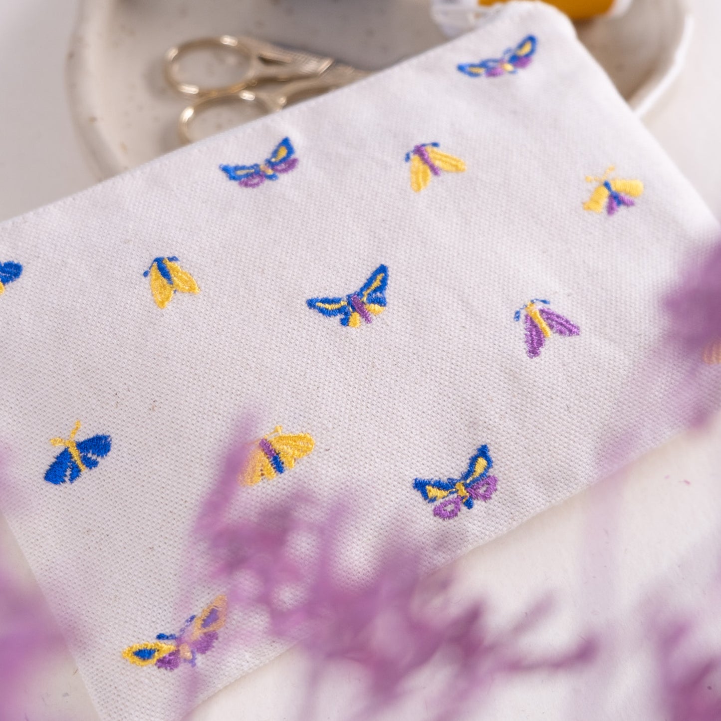 Torbica na zadrgo - Vešče