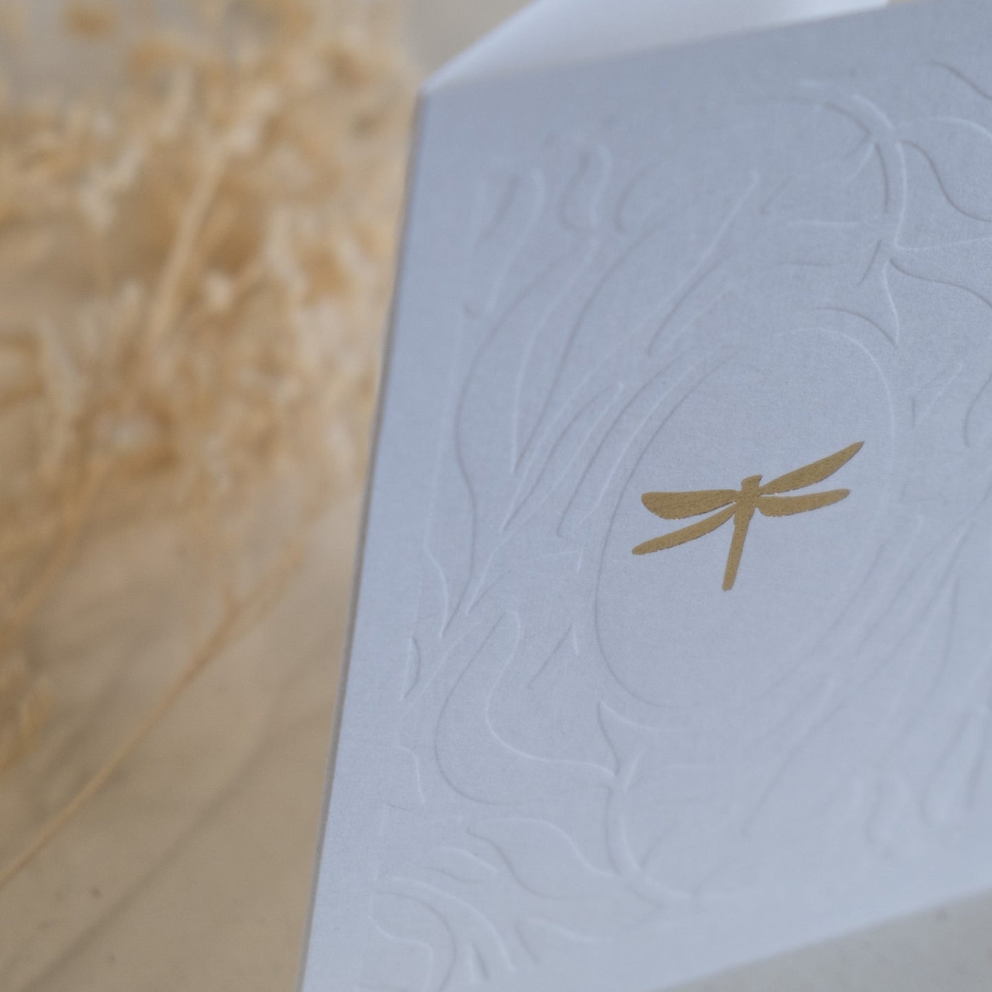 Voščilnica z zlatim in slepim tiskom - Kačji pastir