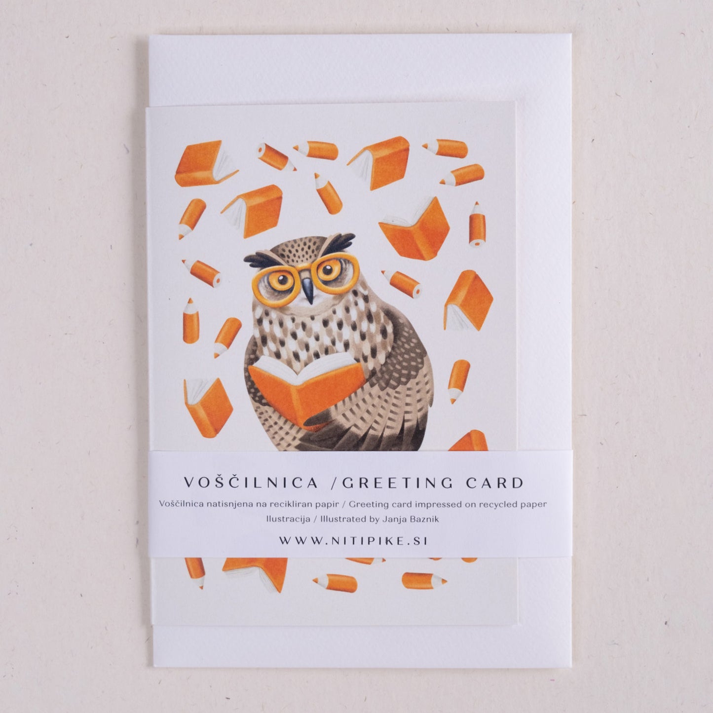 Voščilnica - Sova med knjigami